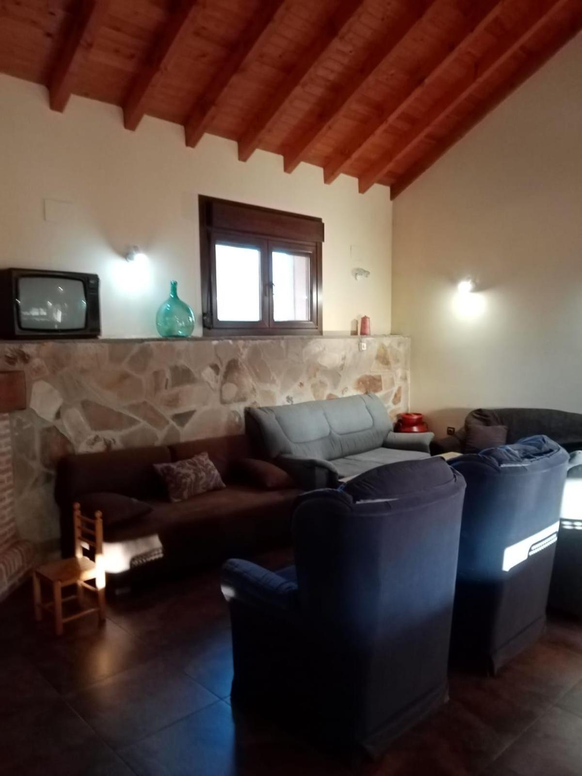 Higueras Y Olivos Villa Candeleda Bagian luar foto